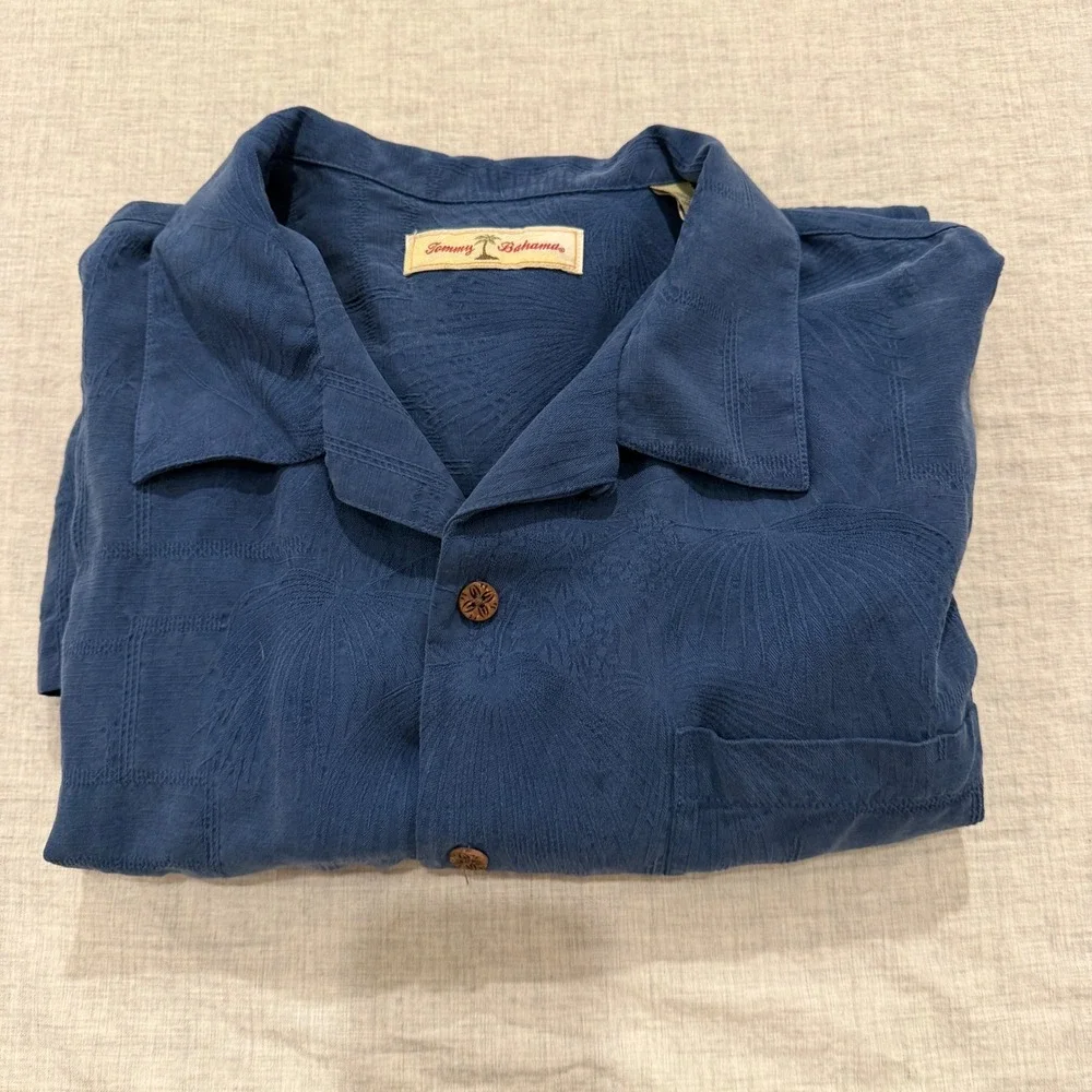 Tommy Bahama Mens XL Blue 100% Silk Palm Jacquard Short Sleeve Camp Shirt